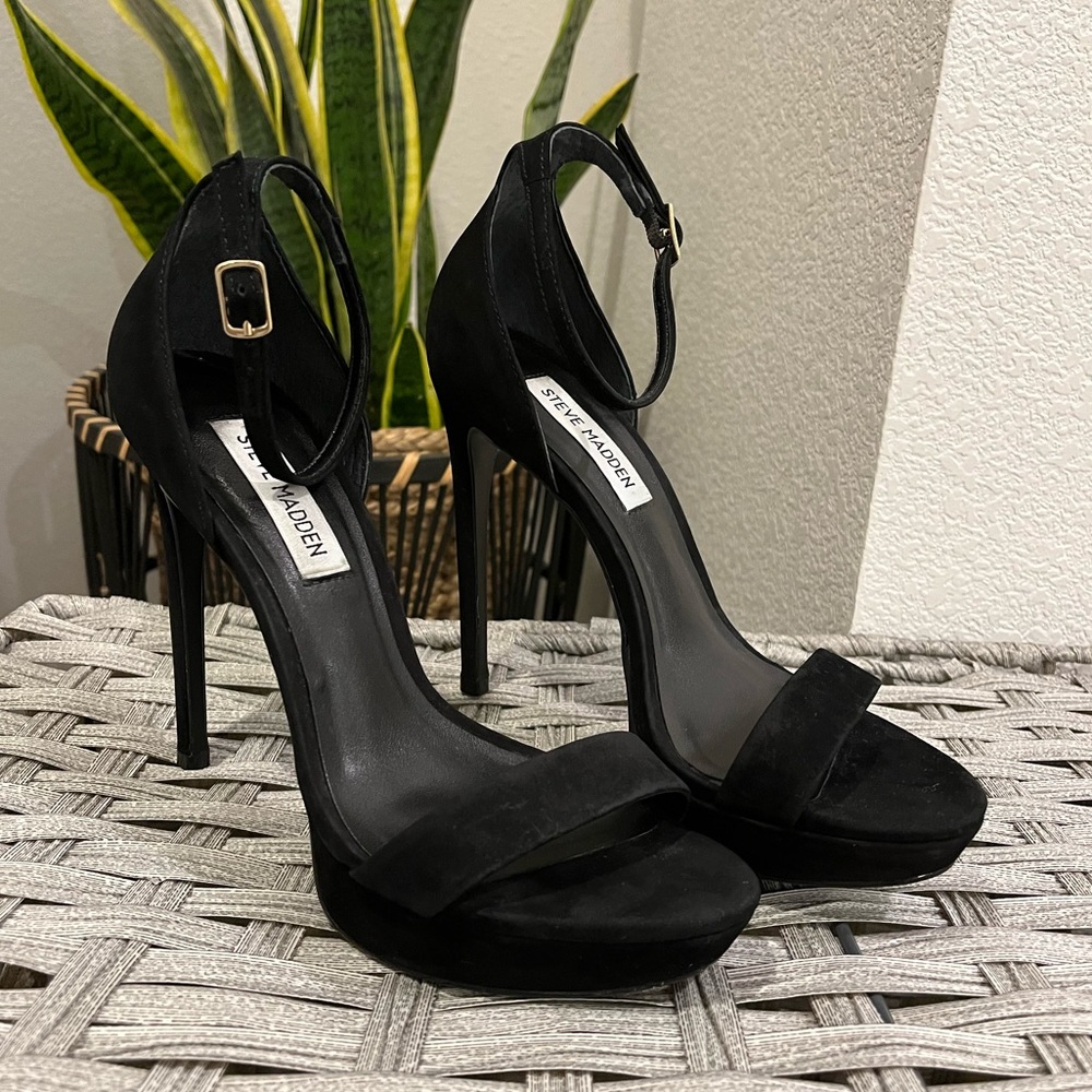 Suede platform Steve Madden heels